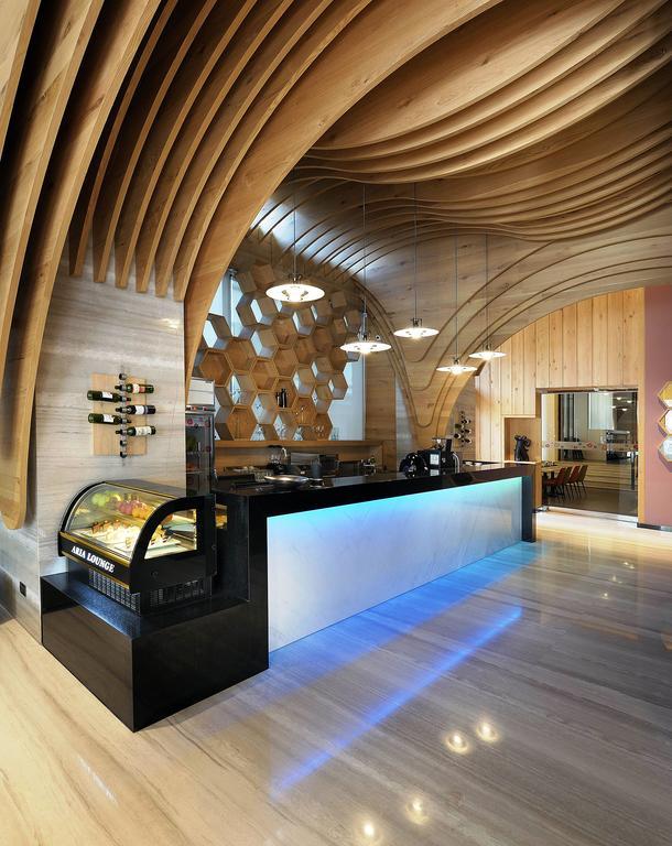 Golden Tulip Glory Fine Hotel Tainan Extérieur photo