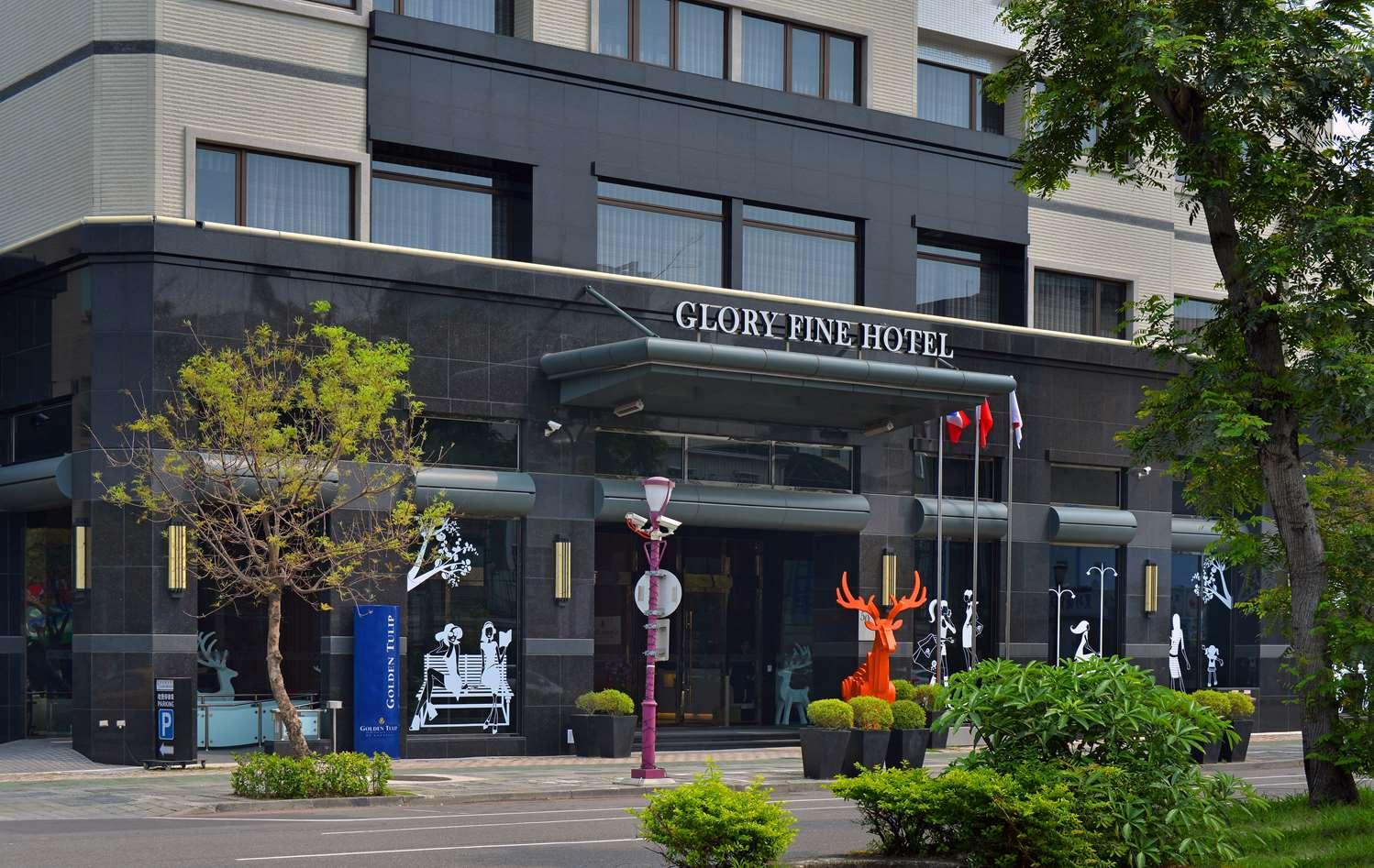 Golden Tulip Glory Fine Hotel Tainan Extérieur photo